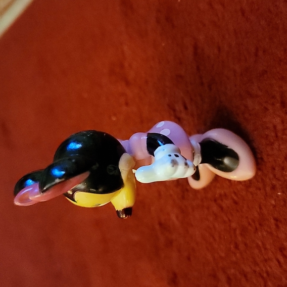 Set of 3 Mini Minnie Mouse Figurines. - Picture 5 of 6